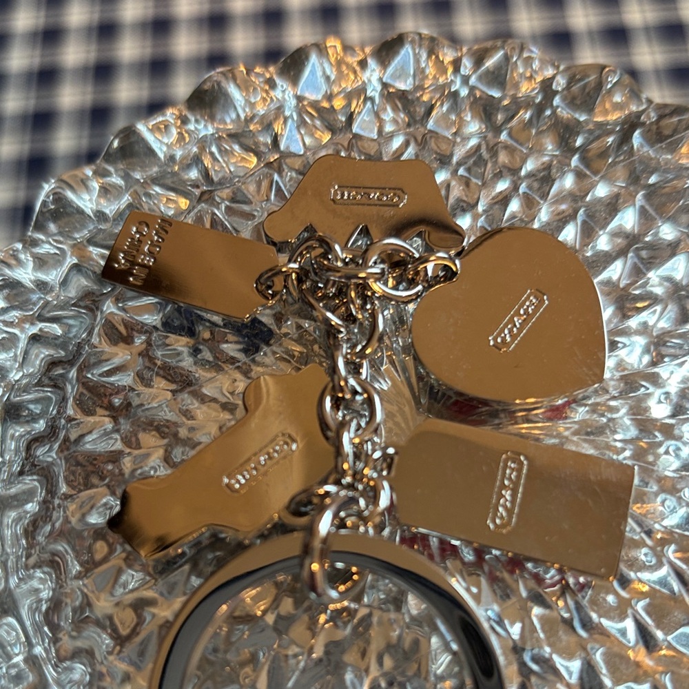 Coach poppy vintage Silver-tone London Charm Keychain with Union Jack Heart - Picture 4 of 5
